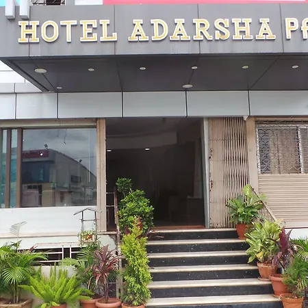 Hotel Adarsh Palace